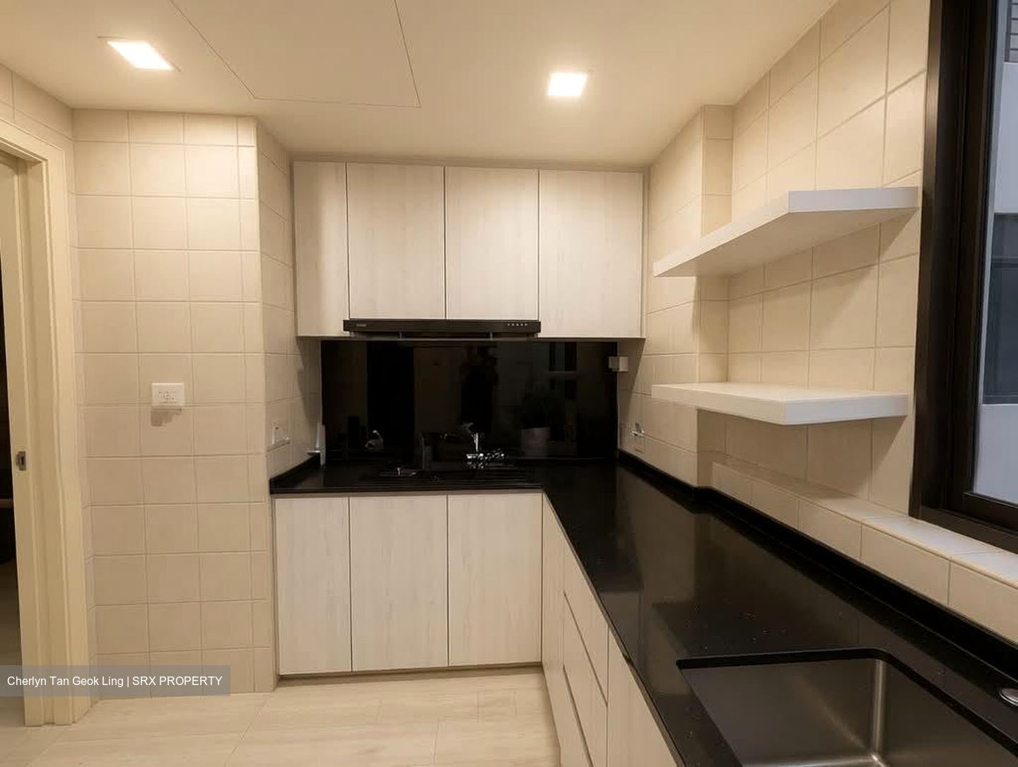 The Mayfair (D22), Condominium #560358421